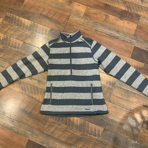 Patagonia fleece pull over 1/4 zip size medium